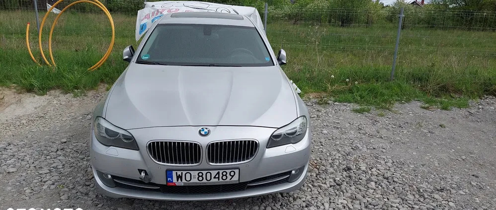 samochody osobowe BMW Seria 5 cena 37900 przebieg: 194388, rok produkcji 2013 z Ostrołęka